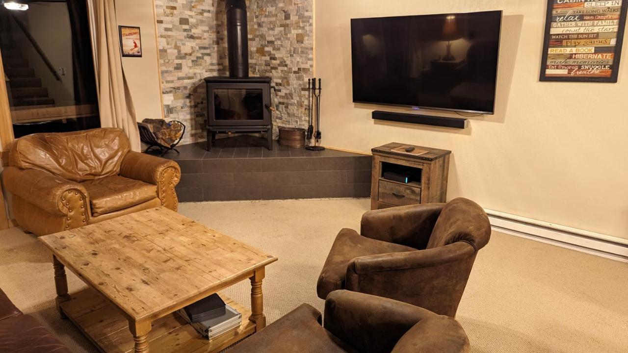 Cozy Townhouse On The Main Bus Line Villa Брекънридж Екстериор снимка